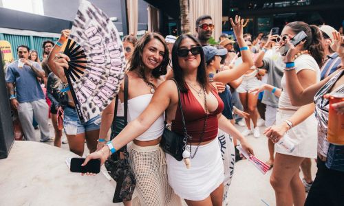 Café Grooves Gets Miami Moving