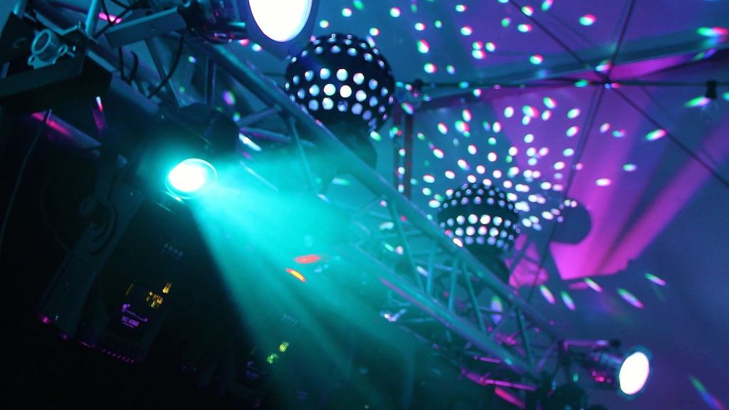 Sara Baras: Vuela (Ages 8 and Over)
Sara Baras: Vuela (Ages 8 and Over)