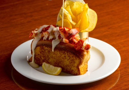 Boston Seafood Favorite to Open First Miami Location