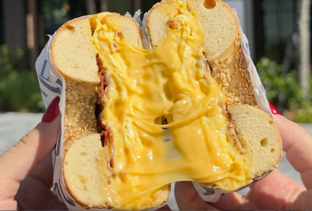 Legendary NYC Bagel Shop Sets Miami Opening Date