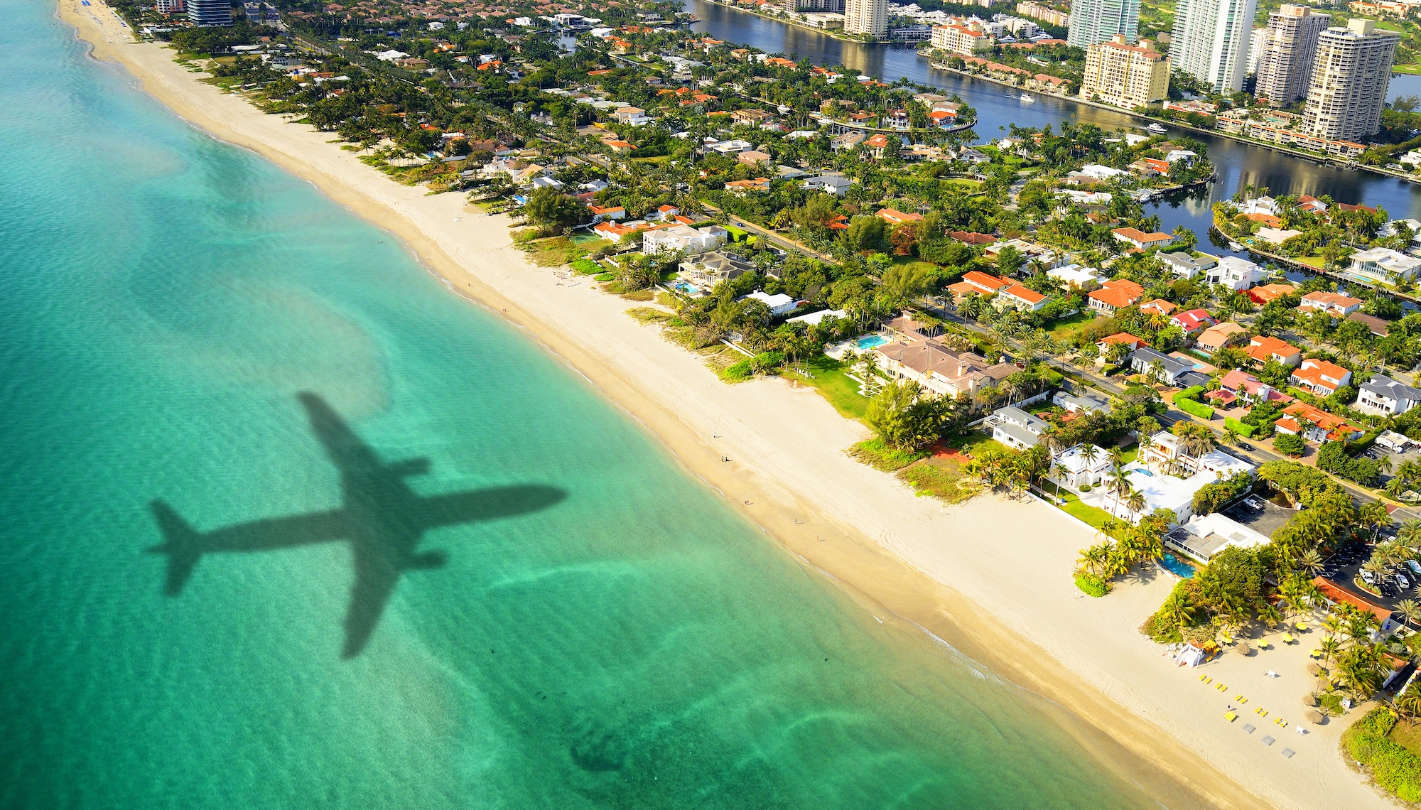 Spirit Airline Offers $30.50 Flights from Miami for 305 Day