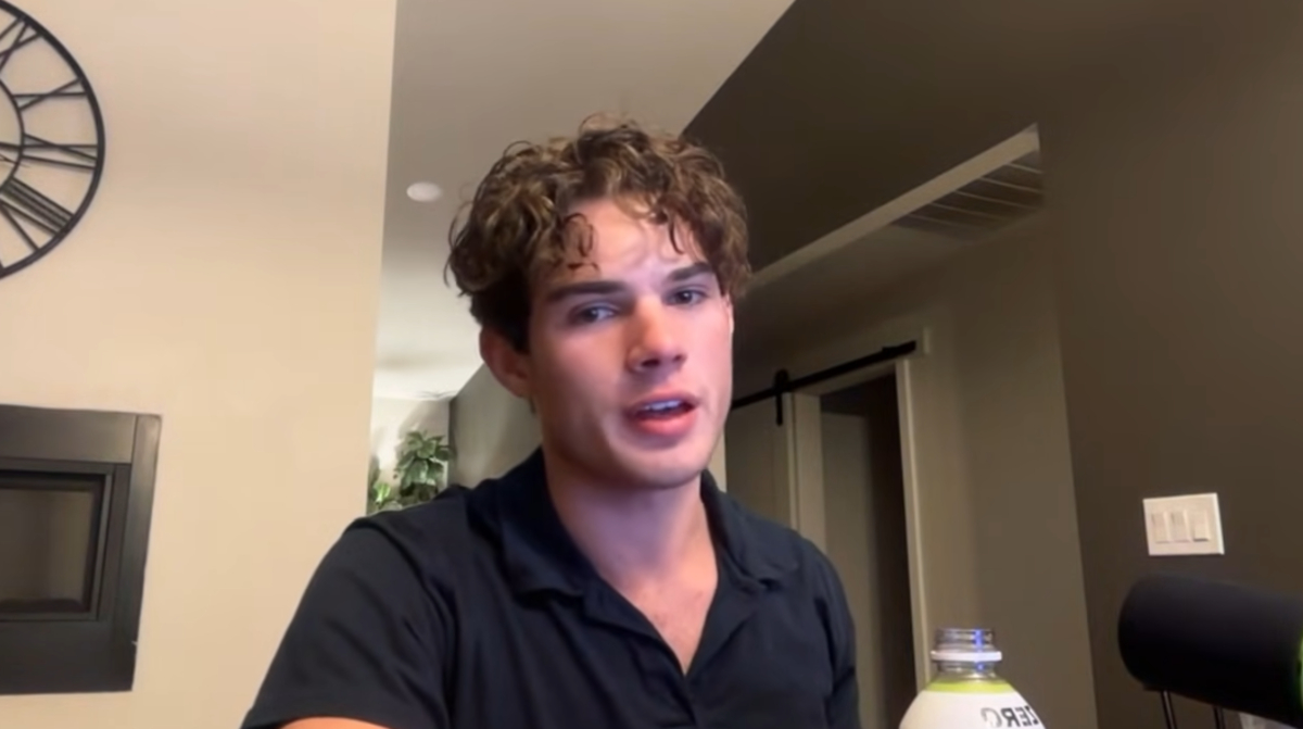 Clavicular speaks to his livestream