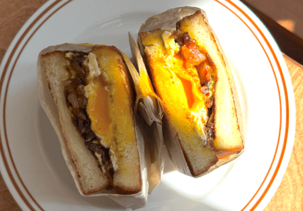 Viral Coconut Grove Mini Grocery Serves Breakfast