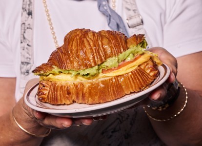 Beloved Venezuelan Bakery Makes Miami Beach Debut