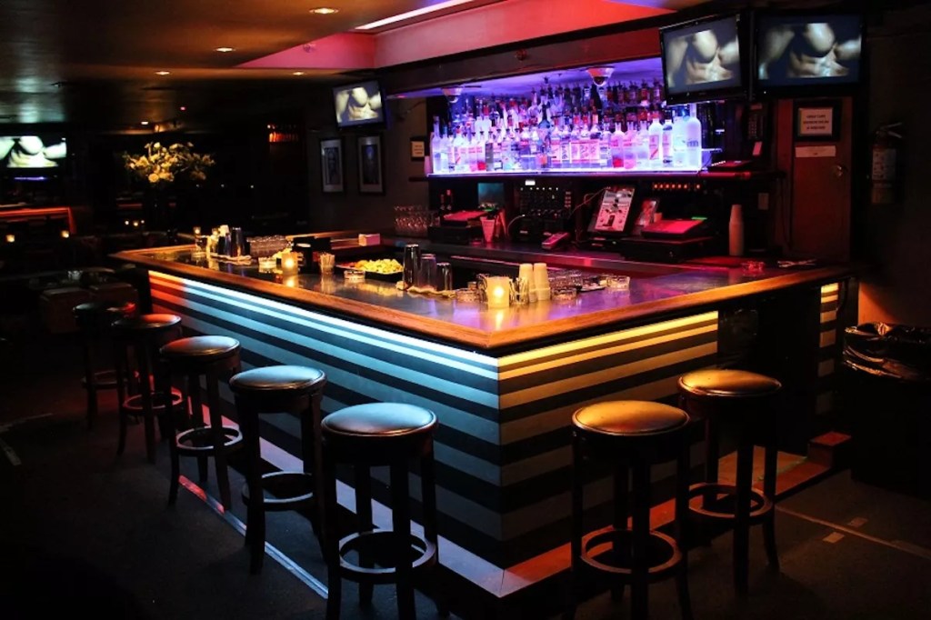 Photo of a bar at Twist nightclub in Miami