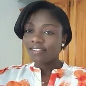 headshot of academic Ammcise Apply