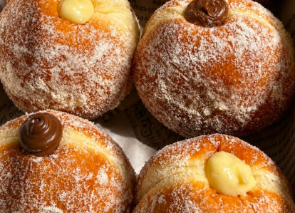 Miami mom's bakery becomes neighborhood sensation