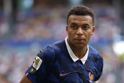 Mbappé spotted on Miami yacht with manosphere podcaster

