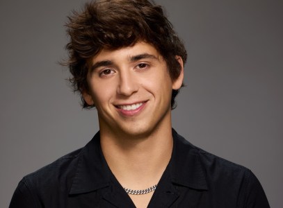 Marcello Hernández to play bilingual shows in town