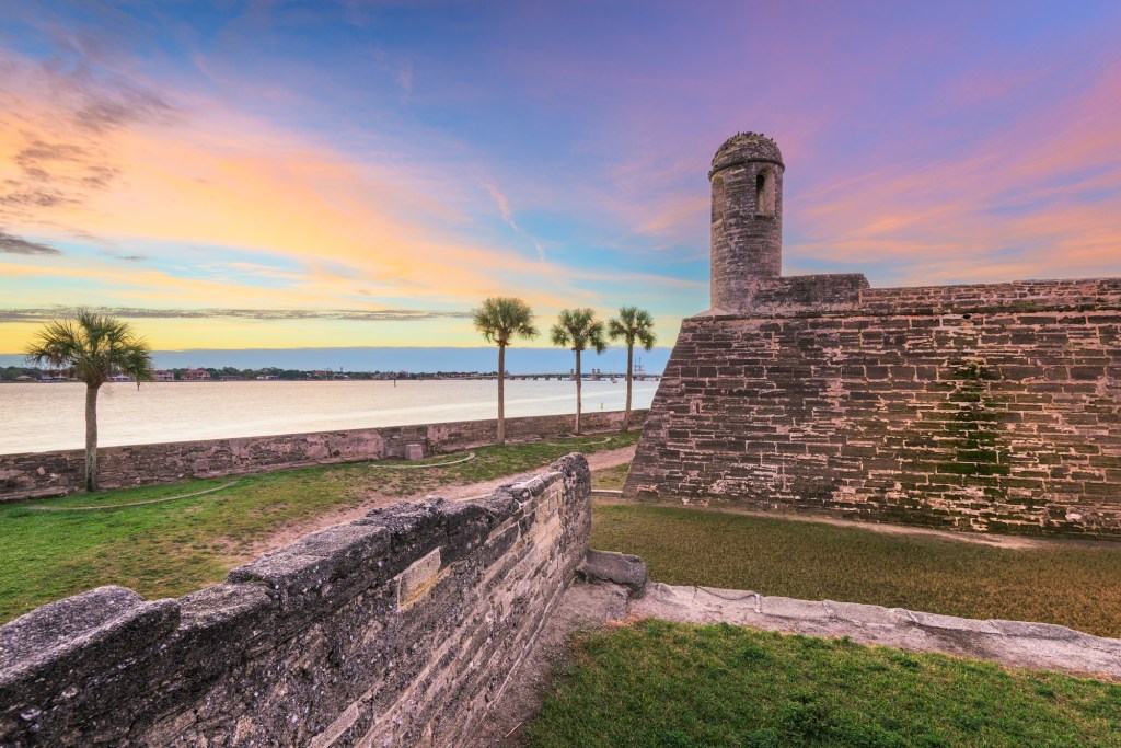 photo of St. Augustine's Castillo de San Marcos National Monument at dusk