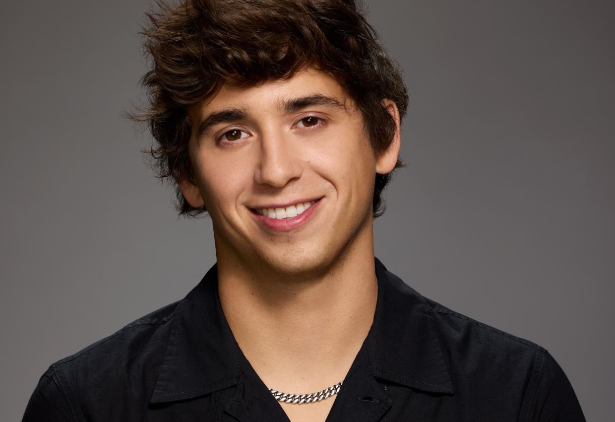 headshot of comedian Marcello Hernández