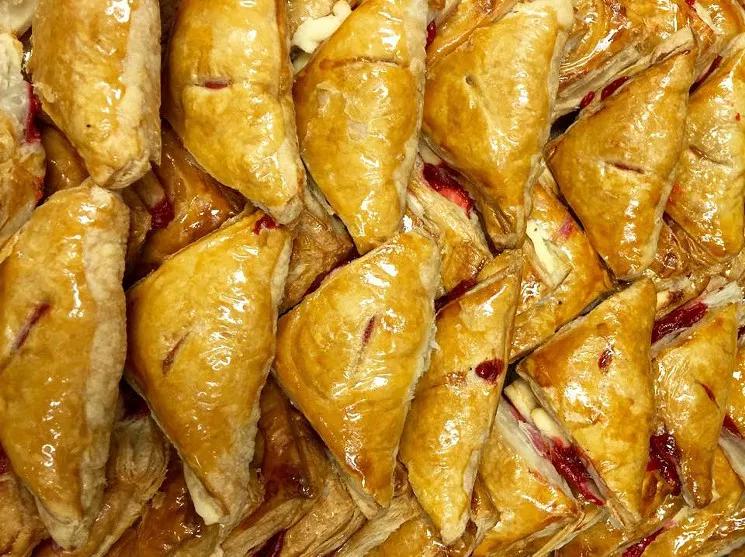 Vicky Bakery Will Ship Pastelitos to Your Valentine