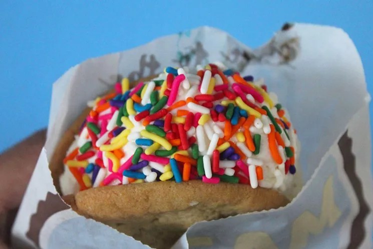 Miami’s Best Eats and Drinks This Weekend: Cao Bakery, Coconut Grove Tour, and Amaris Jones