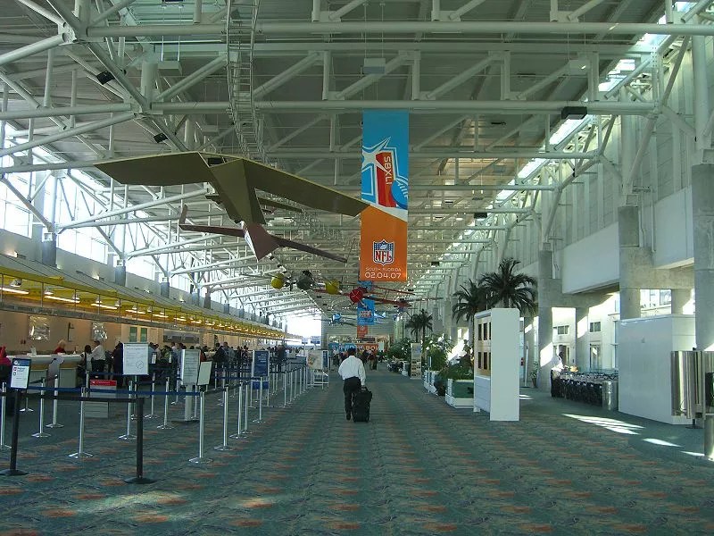 Five Dead, Eight Injured in Shooting at Fort Lauderdale-Hollywood International Airport
