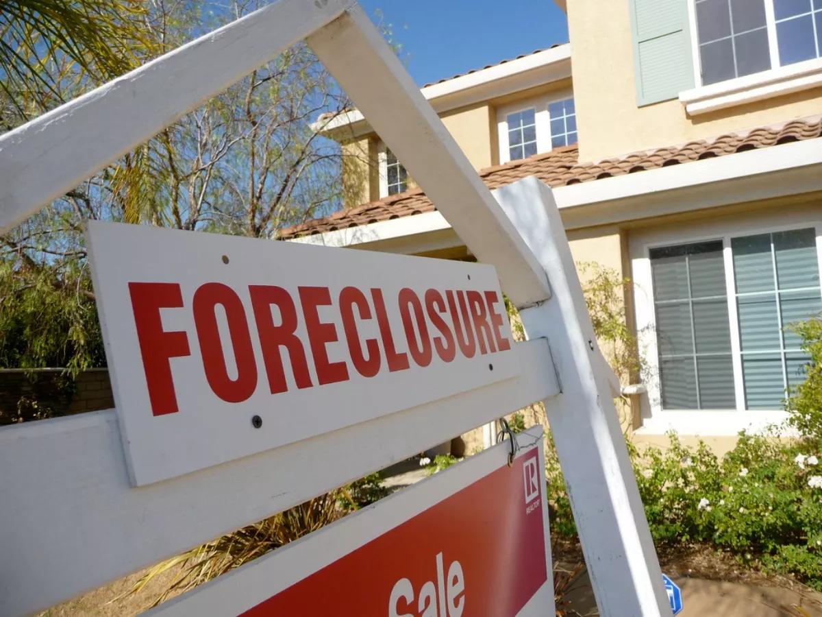 Miami Police Used Fingerprints to Falsely Arrest Foreclosure Maintenance Man for Burglary
