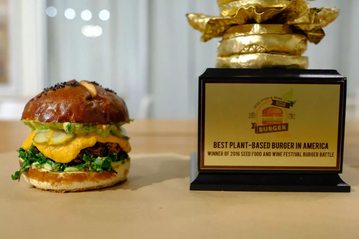 Love Life Wellness Center to Host Veggie Burger Bash