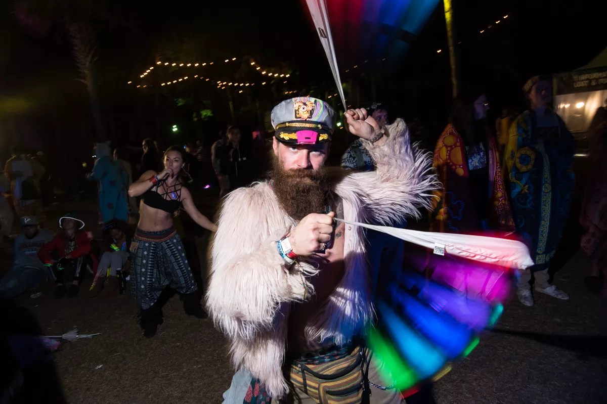 Okeechobee Announces PoWoW 2018 Lineup With Snoop Dogg, the Roots, Chaka Khan, and Others