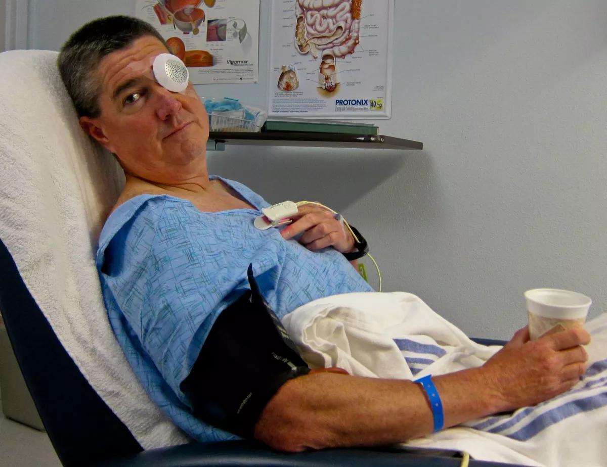 Florida Senator Wants to Allow Non-Doctors to Perform Eye Surgery