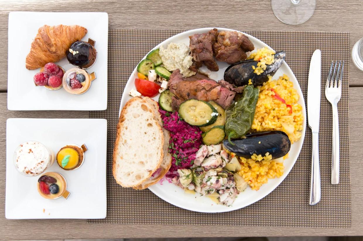 The Deck at Island Gardens Launches Luxury Sunday Brunch