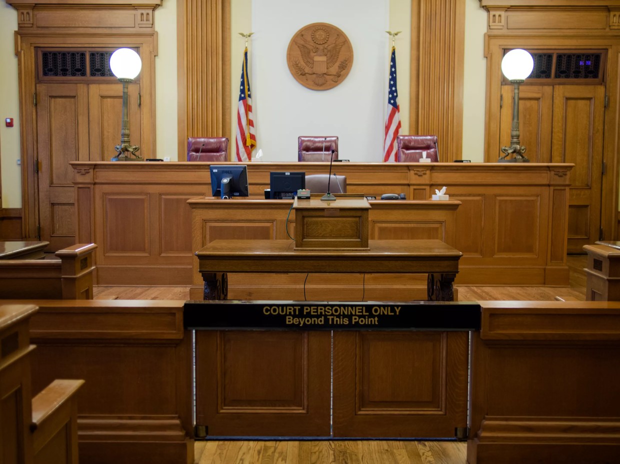 Miami Senator Wants Florida to Pay Jurors Minimum Wage