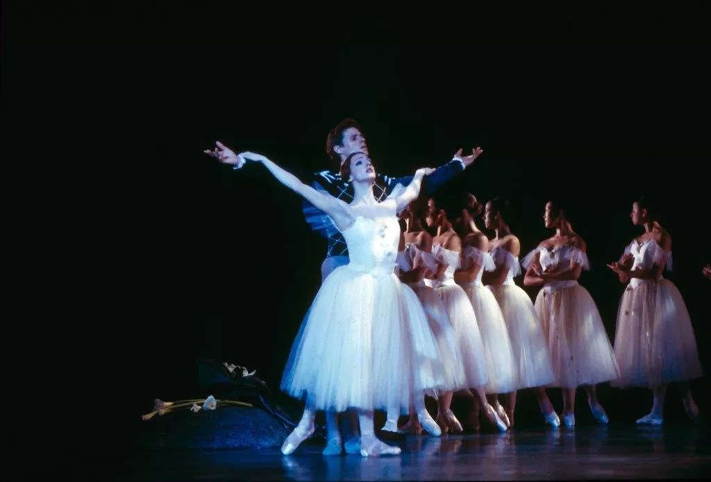 Prima Ballerina Lorena Feijóo to Retire After Miami Performance