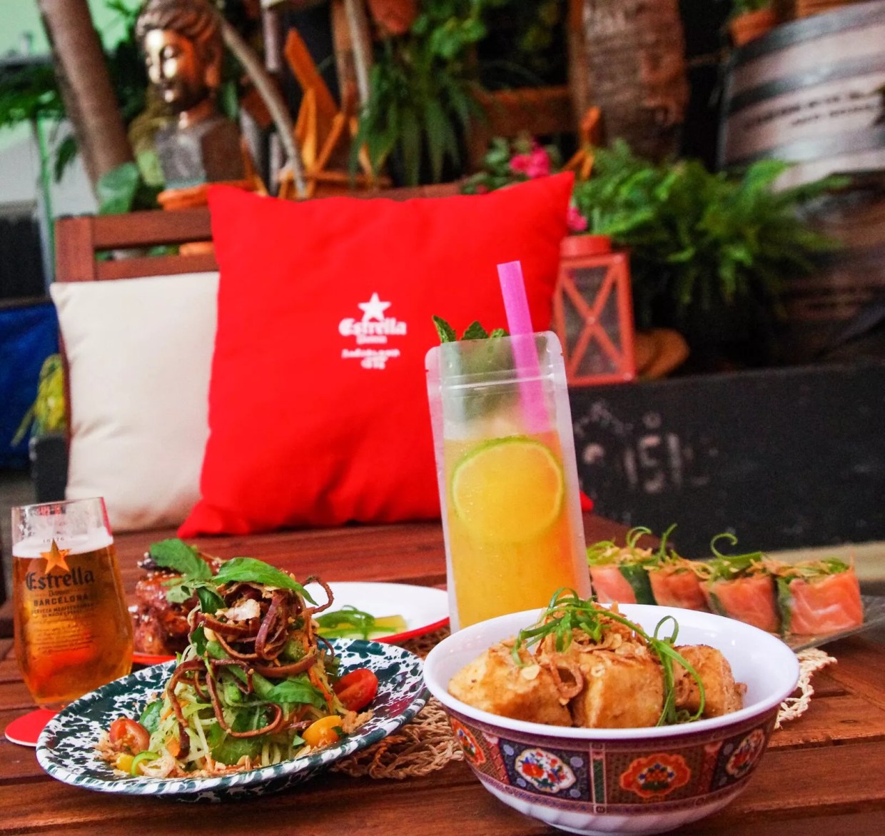 The Ten Best Happy Hours in Miami 2017