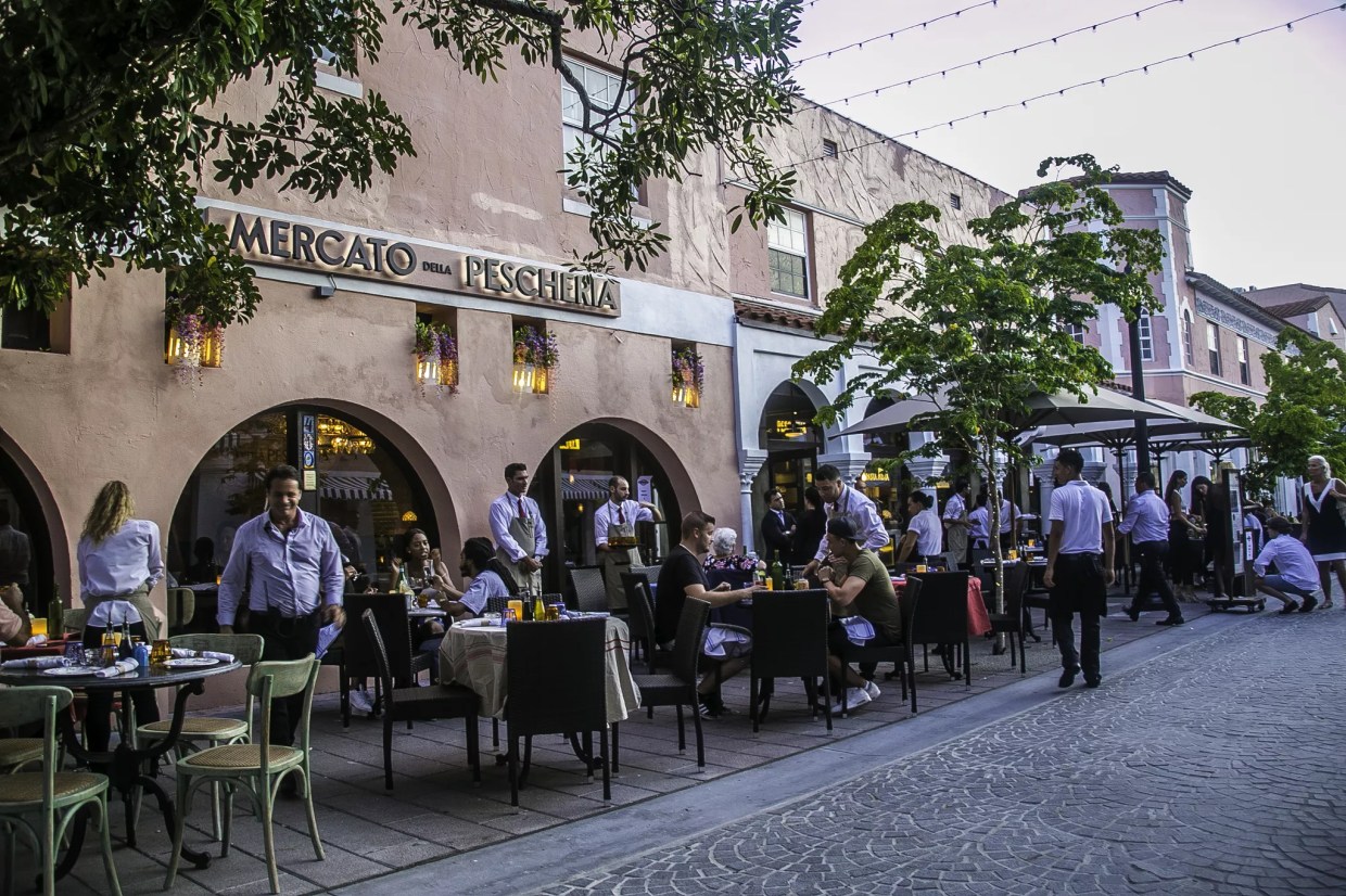 Las Vegas Restaurant Mercato Della Pescheria Opens in Miami Beach