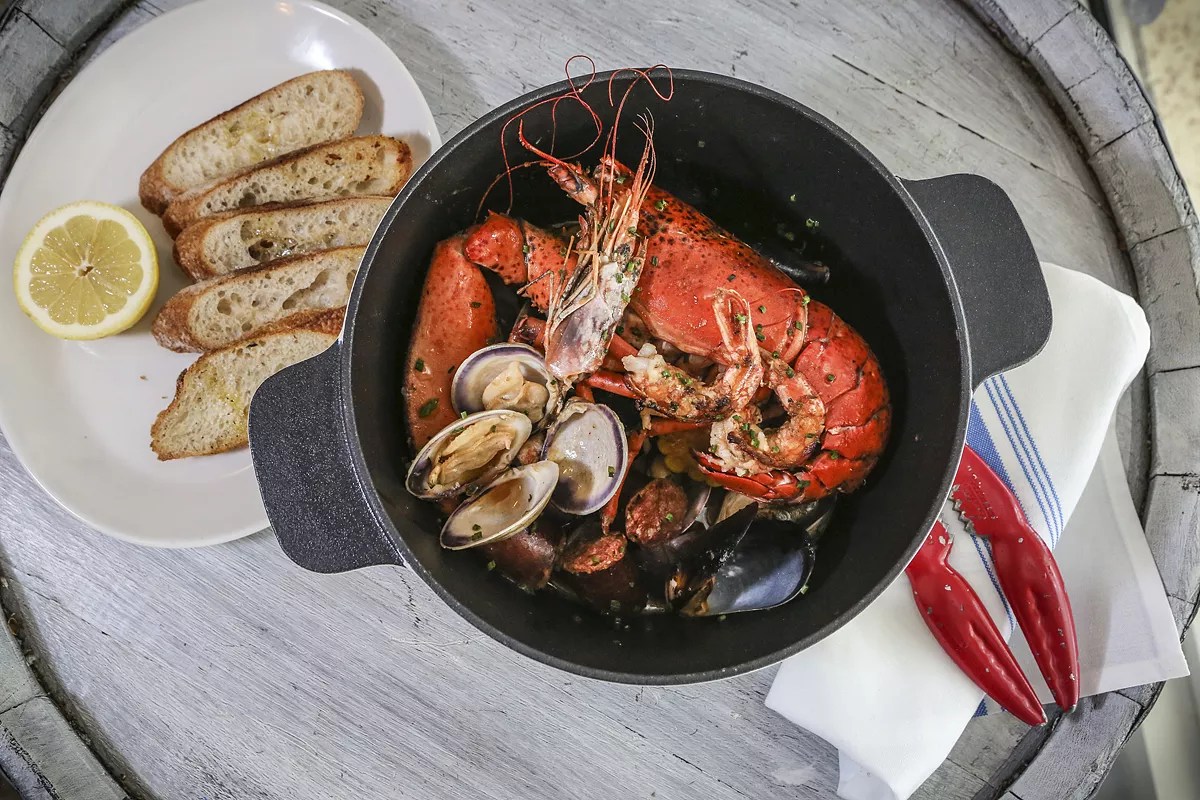Little Havana’s Ella’s Oyster Bar Combines Miami Cool and New England Simplicity
