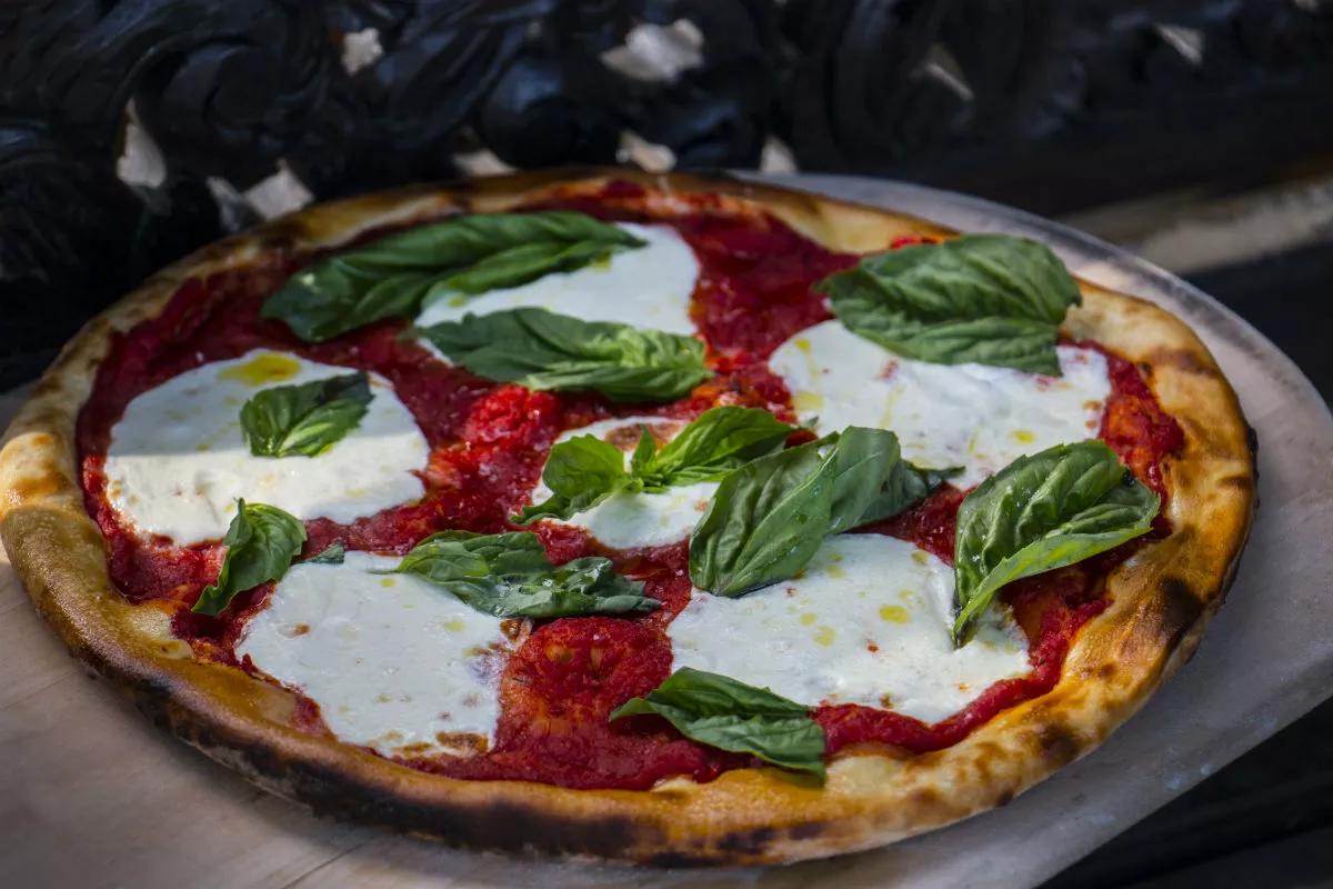 Soul Tavern Plant-Based Gastropub Now Open in Sunset Harbour