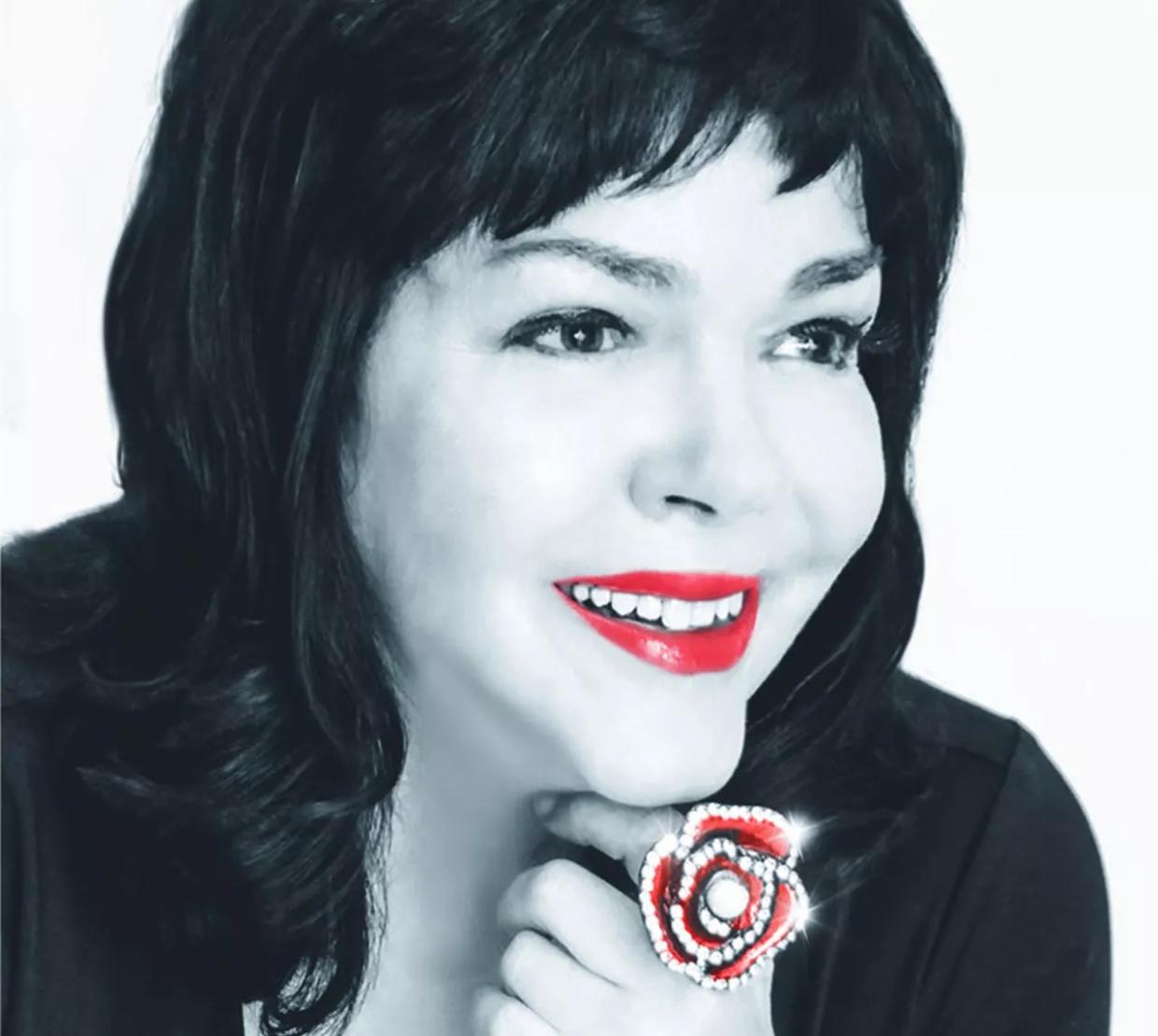 Luisa Maria Güell Premieres Her Latest Album, <i>Tu Canción</i>