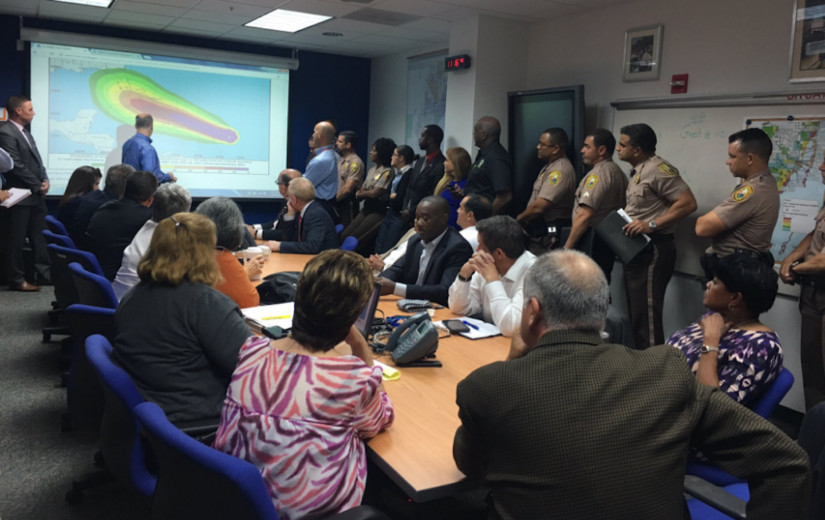 Florida Keys Evacuating Visitors as Hurricane Irma Winds Hit 180 MPH