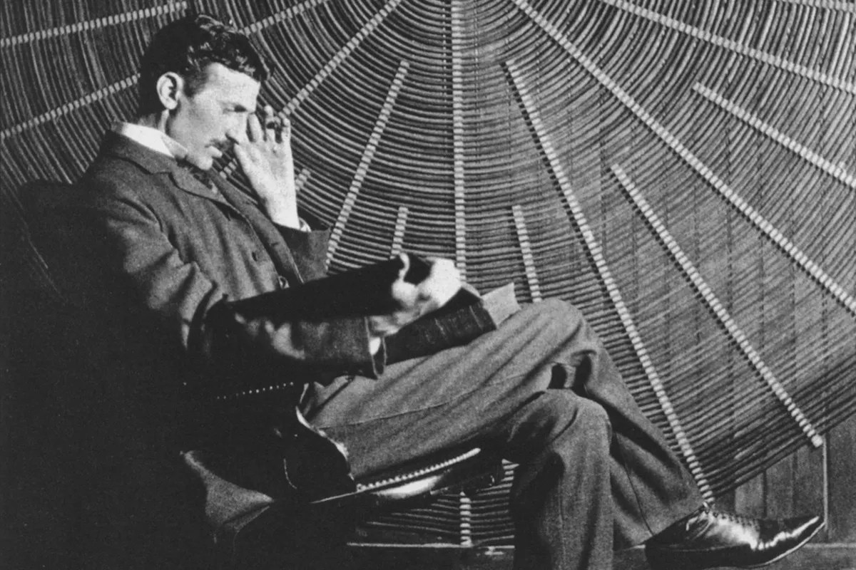 Three Decades in the Making, <i>Tesla</i> Finally Debuts at Colony Theatre