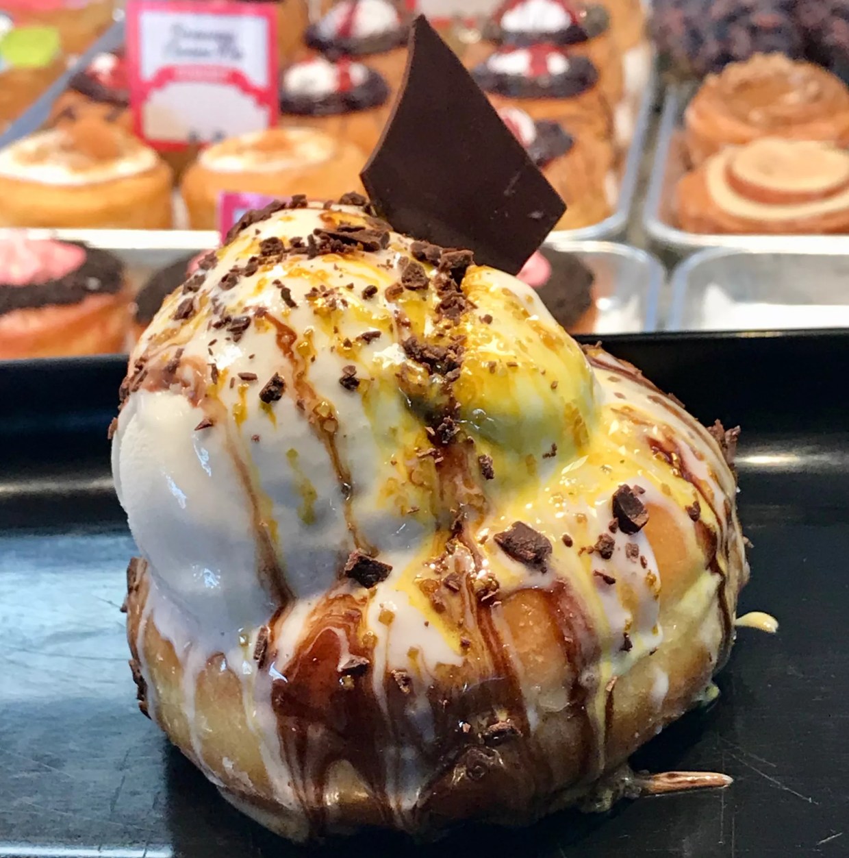 Sweet Melody Brings Weekly Ice Cream Pop-Up to Mojo Donuts & Fried Chicken