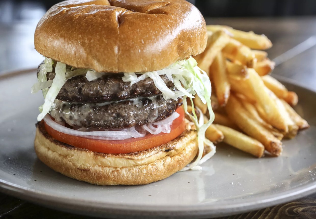 Lutum Brings Casual Comfort to Sunset Harbour