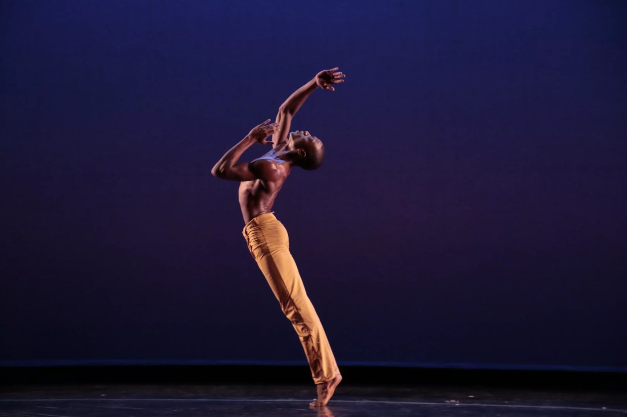 Limón Dance Company Injects Humanity Into a Chaotic World