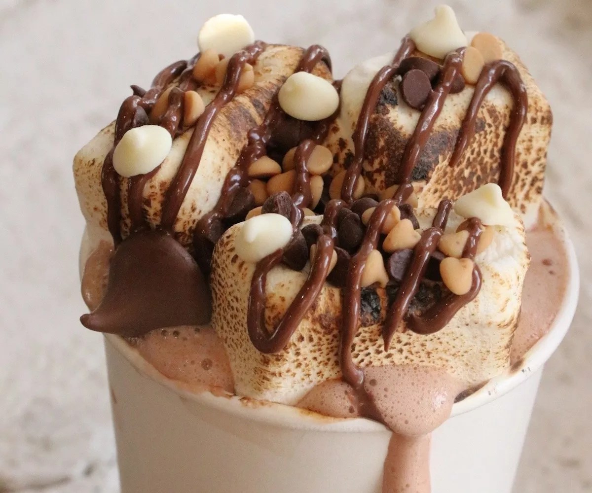 Honeybee Doughnuts Debuts Hot Chocolate Bar