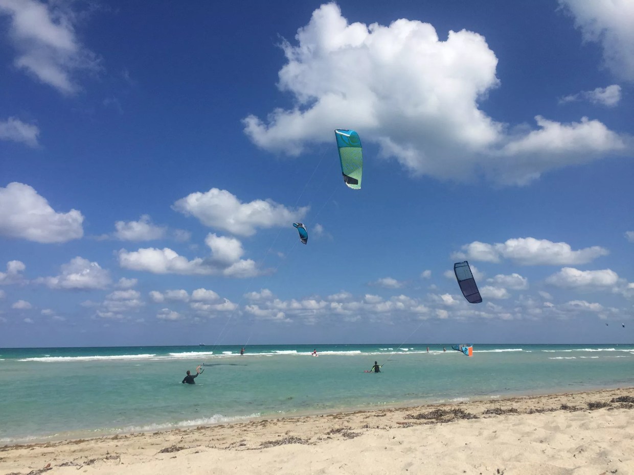 Kitesurfers Kicked Out of Favorite Miami Beach Spot Over Residents’ Complaints