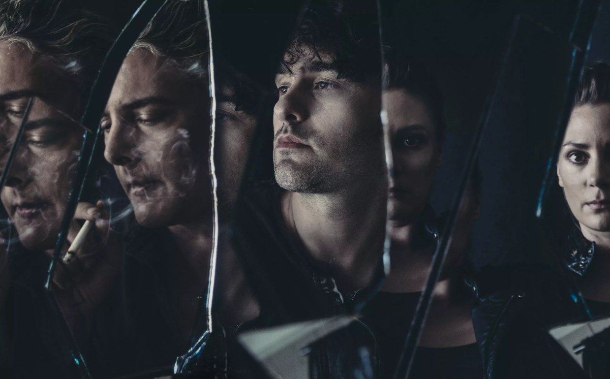 Black Rebel Motorcycle Club’s Robert Levon Been on Translating Music to the Stage