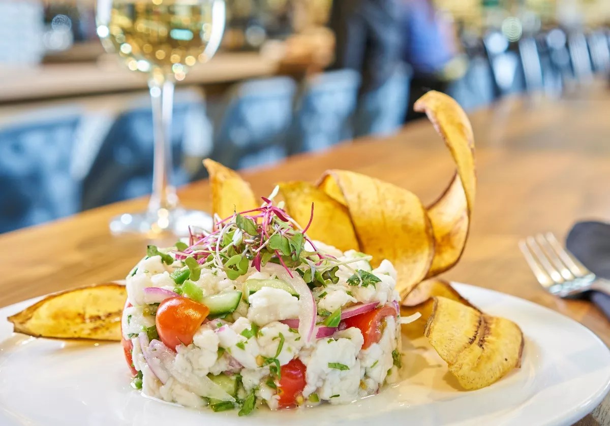 Whole Foods Dadeland  Opens With Gastropub