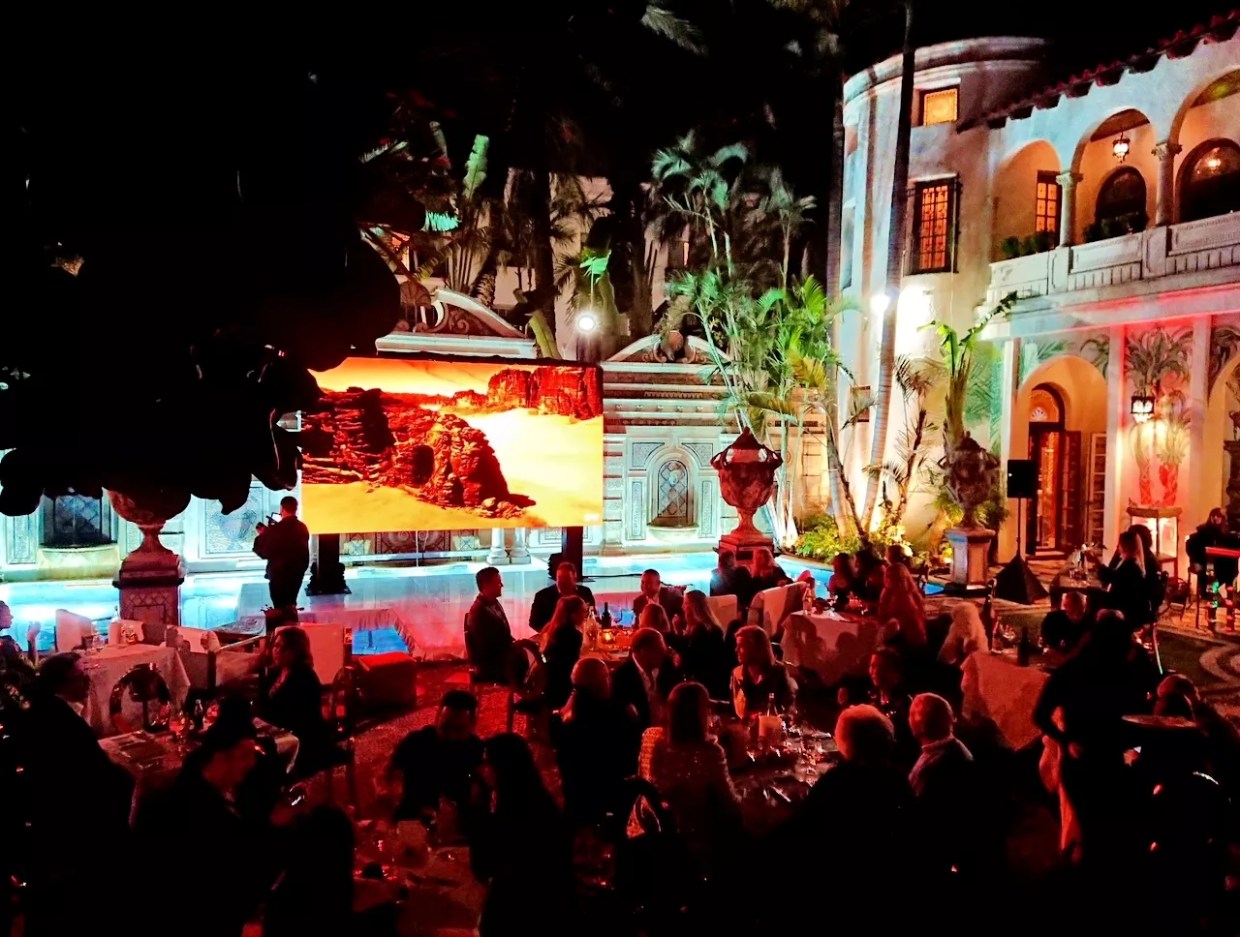 Dining and Drinking Inside Versace’s Miami Beach Mansion, Villa Casa Casuarina
