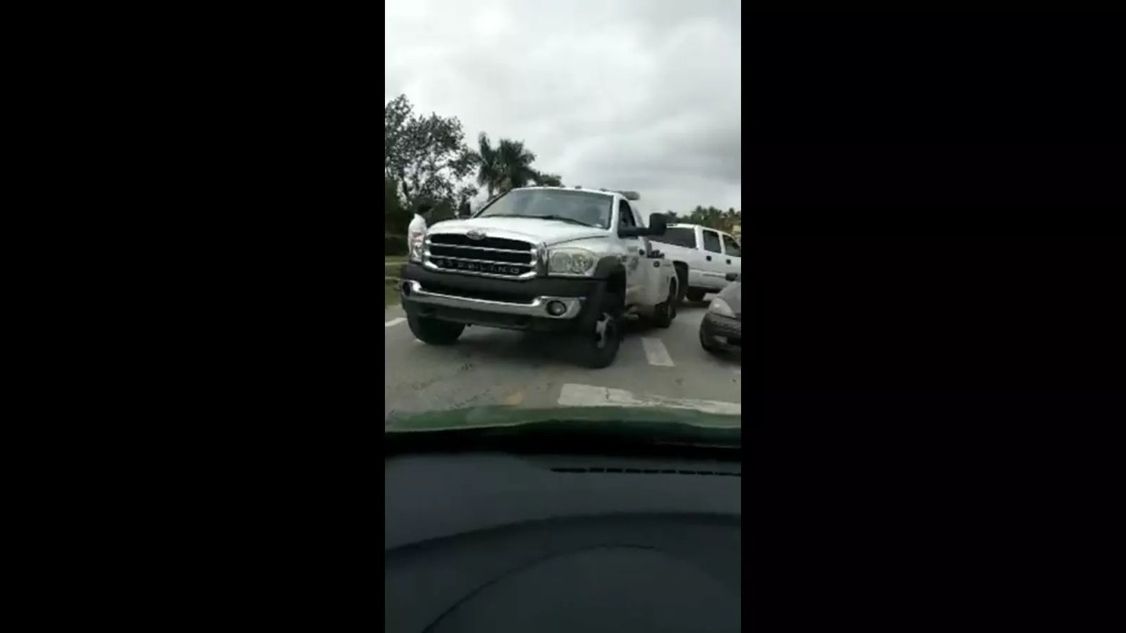 Tow Trucks Are Preying on Immigrants at South Florida ICE Check-in