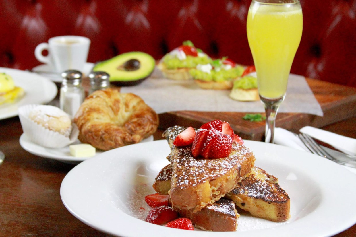 Miami’s Best Eats and Drinks This Weekend: North Miami BrewFest, Seed 2018, and Deck the Walls