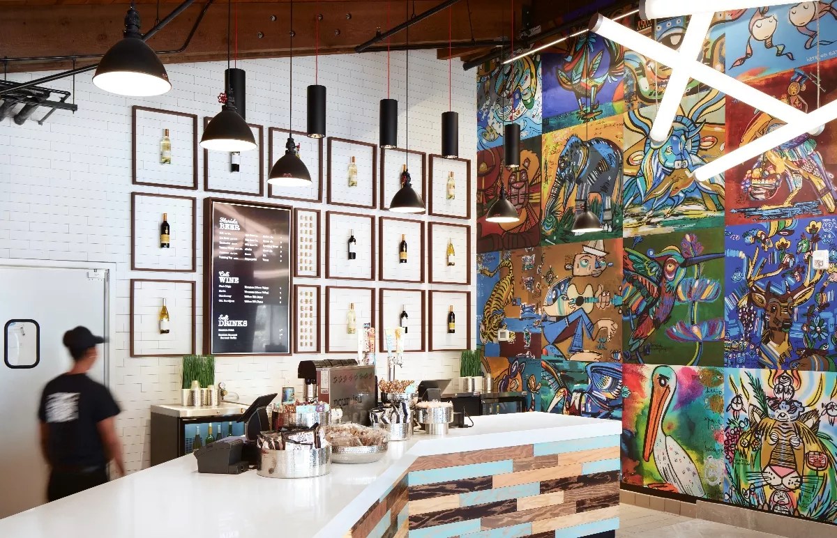 Zoo Miami Opens Restaurant Nourish 305, Offering Craft Beers From MIA Beer Company