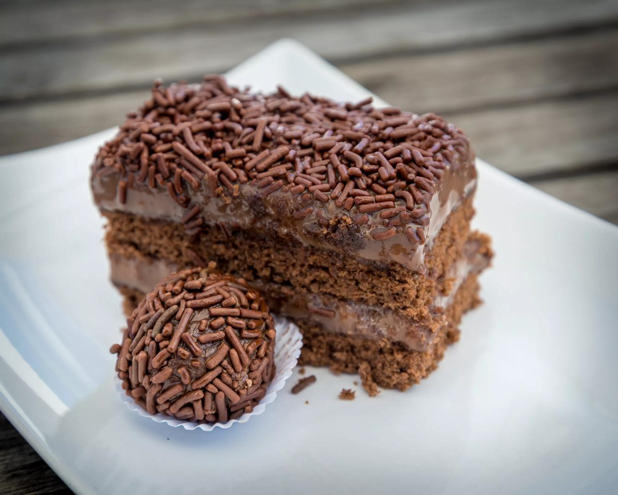 Family-Run Mundo Café Offers a Taste of Brazil
