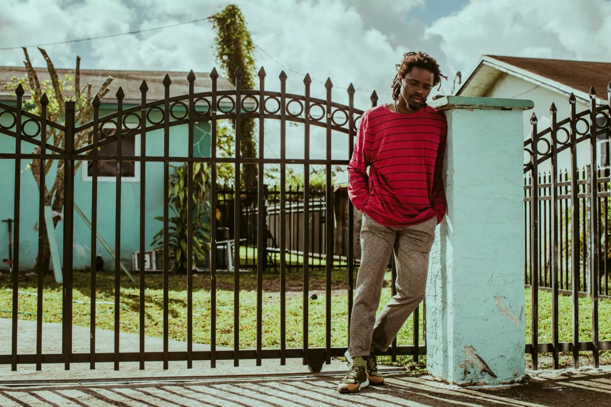 Rising Local R&B Singer Twelve’Len Sees Beauty on the Streets of Carol City