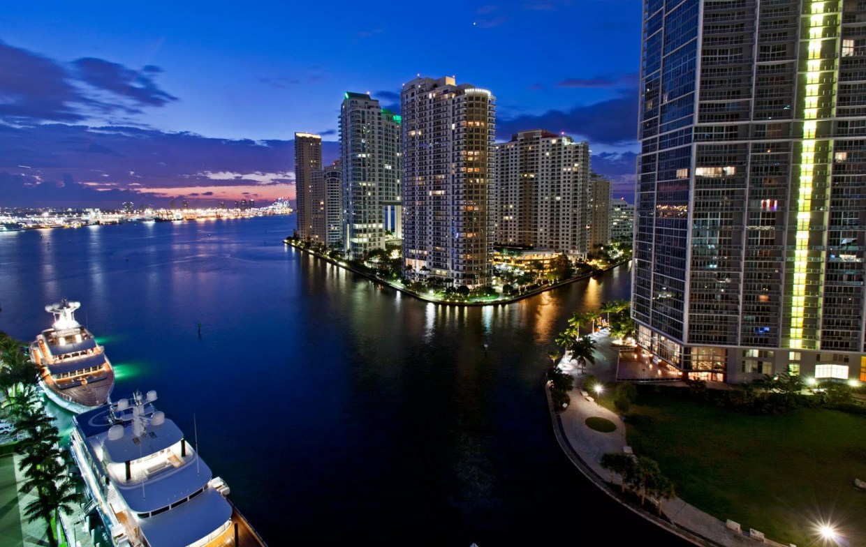 The Epic’s Summer Pop-Up Brings Mediterranean Rooftop Dining to Downtown