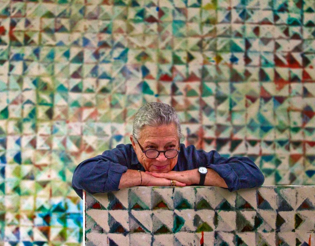 Playing a Game of Chance With Abstract “Trickster” Lynne Golob Gelfman