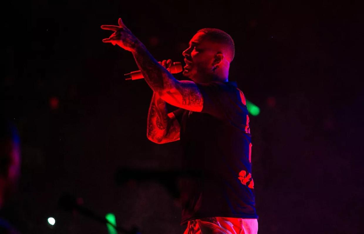 J Balvin Resurrected Dinosaurs for the Last Stop of His Vibras Tour