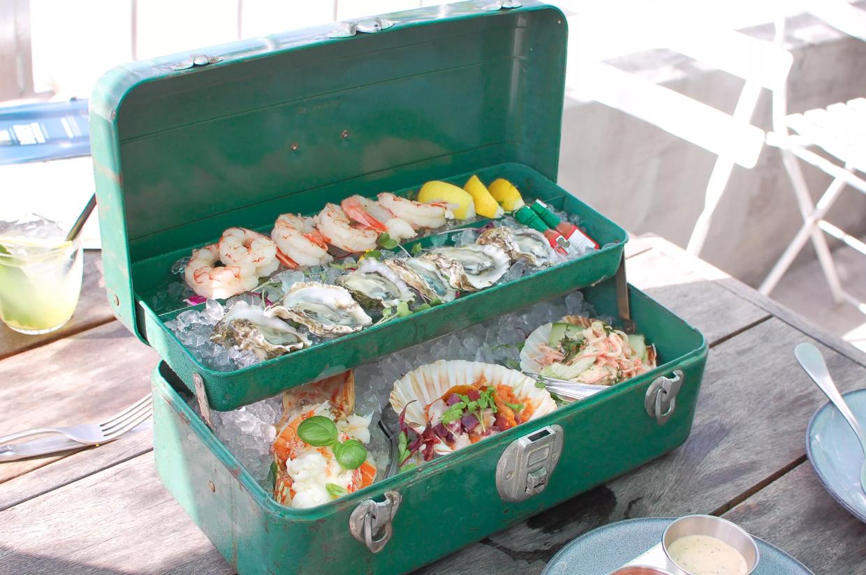 Stiltsville Fish Bar Launches All-Day Weekend “Bubble Bath Brunch”