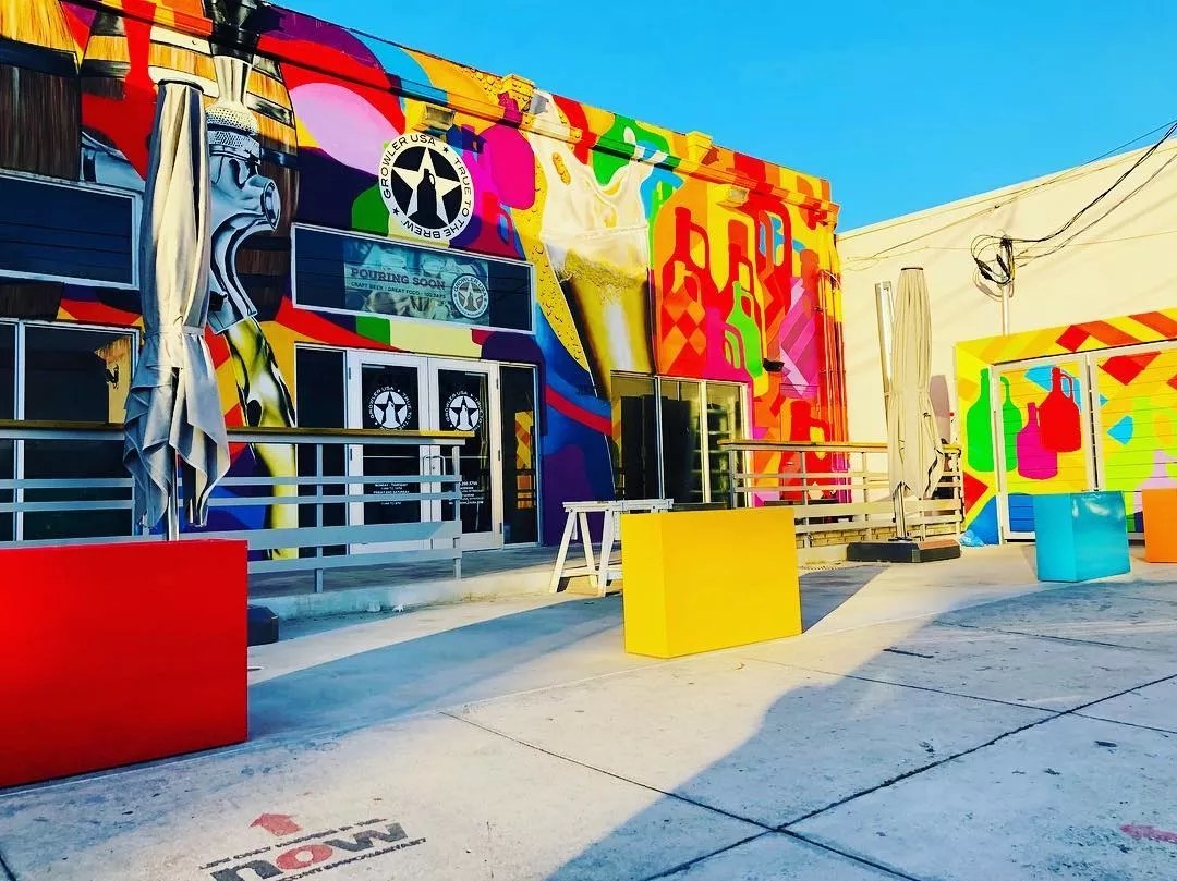 Growler USA Opens in Wynwood With 100 Taps
